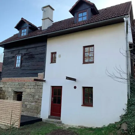 Vakantiehuis Chalupa Komora Luzna