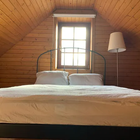 Vakantiehuis Chalupa Komora Luzna